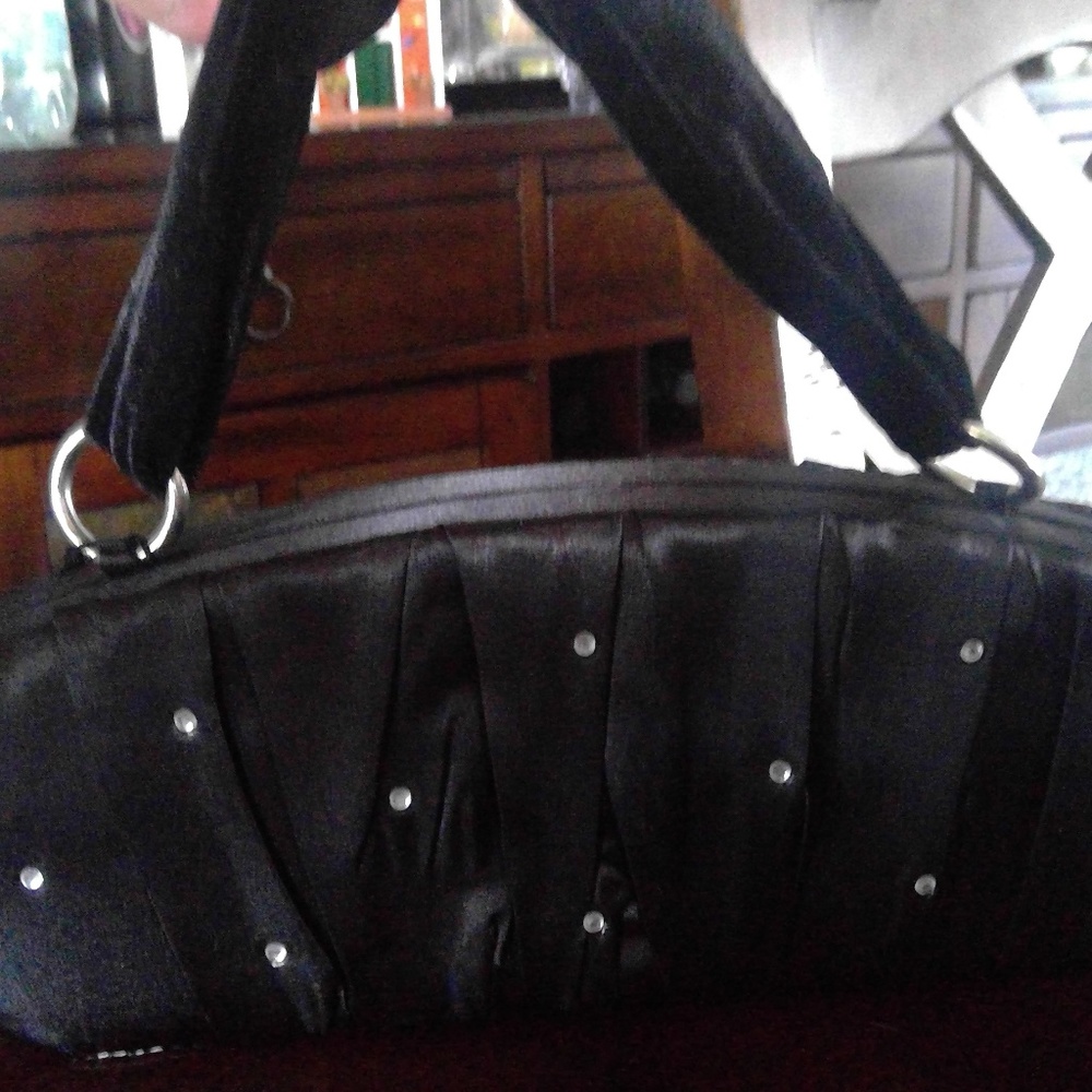VS Satin Bag/Free w/any purchase-just ask 4 it